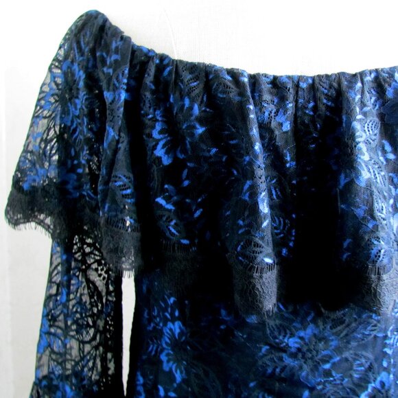 LACE BLOUSE, 8, WHITE HOUSE BLACK MARKET RUFFLE NECK, OFF-SHOULDER, BELL SLEEVES - Picture 4 of 7